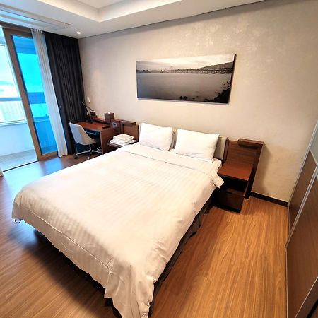 W Residence Hotel Busan Eksteriør billede